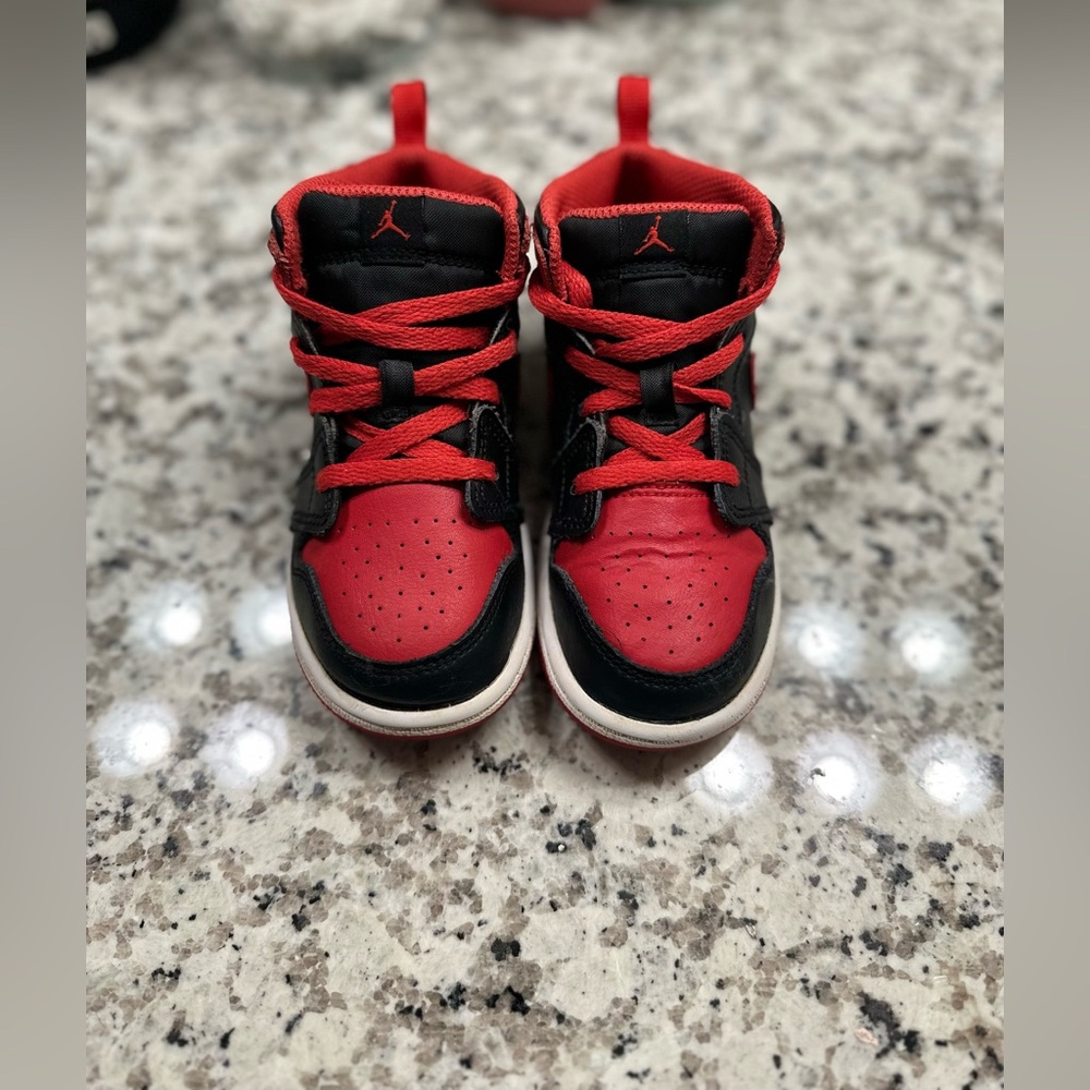 Jordan Kids Red and Black Sneakers